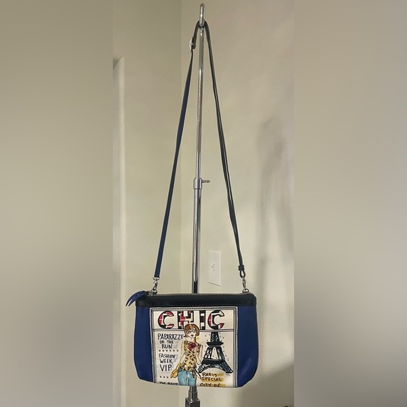 🍂 Brighton paparazzi Patent Leather Crossbody Blue and White - Picture 2 of 9